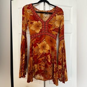 Nine Lives Bazaar mini